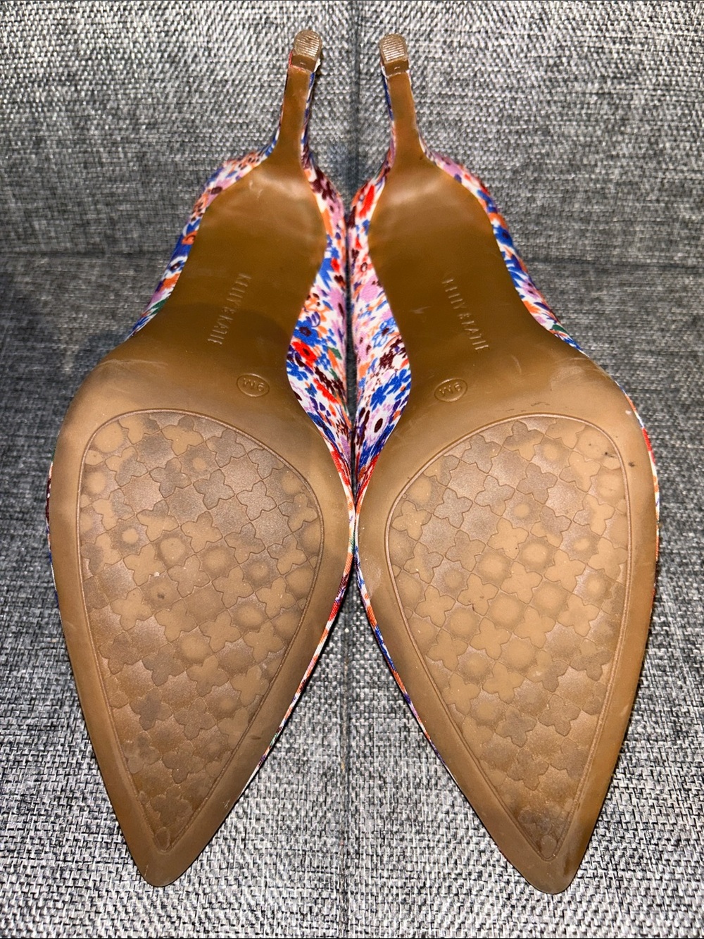Kelly & Katie Floral Pointed Pumps in Blue, Red & Pink - Picture 7 of 8